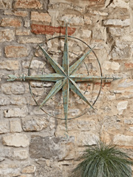 Outdoor Distressed Compass - thumbnail 1