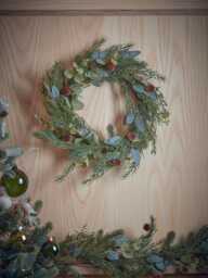 Scandi Pine Wreath - thumbnail 1