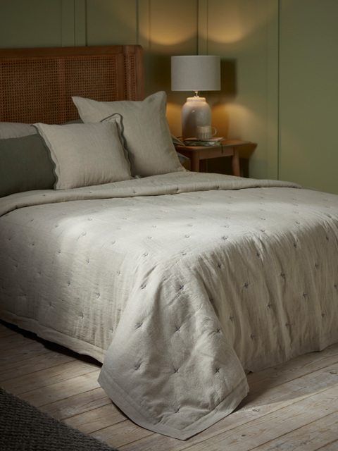 Cotton Linen Kingsize Quilt - Natural - image 1