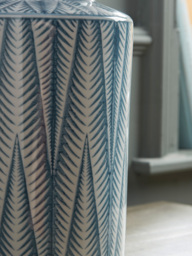 Elira Table Lamp - thumbnail 3