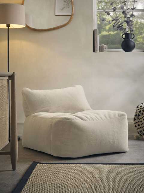 B Chair in Short Pile Fur - image 1