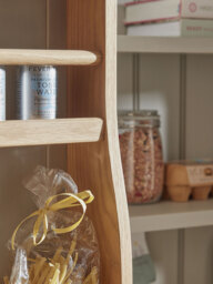 Hanne Larder Cabinet - Oak - thumbnail 4
