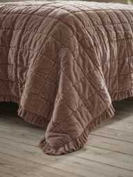 Ruffle Quilted Velvet Bedspread - Vintage Rose - thumbnail 4