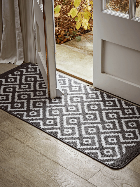 Geometric Stain Resistant Runner - image 1