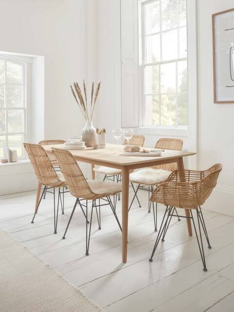 Chevron Oak Extendable Rectangle Dining Table - 6 to 8 Seater - image 1