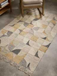 Maudie Woven Rug - Medium