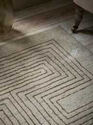 Luxe Grecian Rug - thumbnail 2