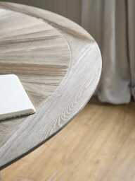 Hoorn Dining Table - thumbnail 3