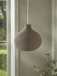 Laina Pendant