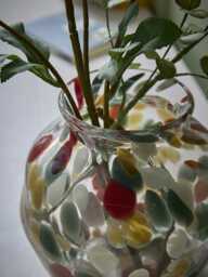 Handpainted Glass Petal Vase - thumbnail 2