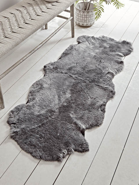 Shorthaired Graphite Sheepskin - Double - image 1