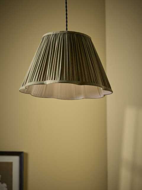 35cm Olive Green Scalloped Shade - image 1