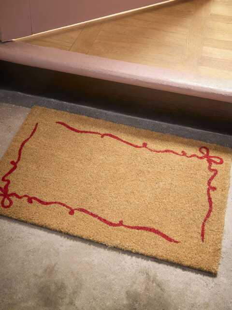 Red Bow Border Doormat - image 1