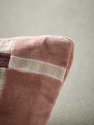 Lola Velvet Cushion - Vintage Rose - thumbnail 4