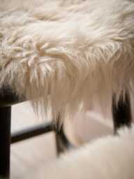 Sumptuous Sheepskin Seat Pad - Natural - thumbnail 2