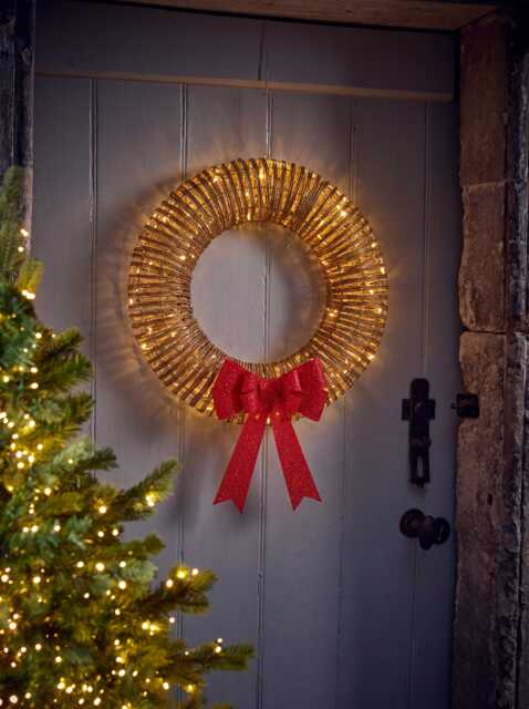 Red Bow Faux Wicker Wreath - Large - image 1