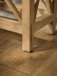 Hamina Console Table - thumbnail 3