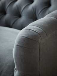 Sarnia Love Seat - Carbon Opulent Cotton Velvet - thumbnail 2