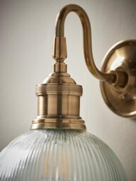 Round Ribbed Glass Wall Light - thumbnail 4