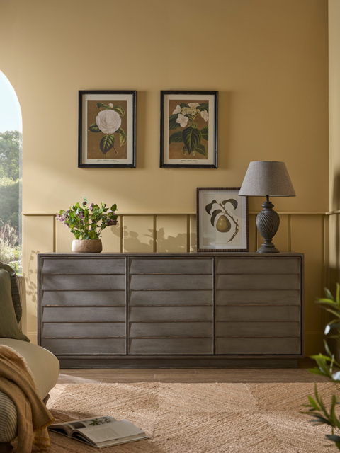 Concetta Sideboard - image 1