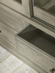 Viborg Oversized Display Cabinet - thumbnail 5
