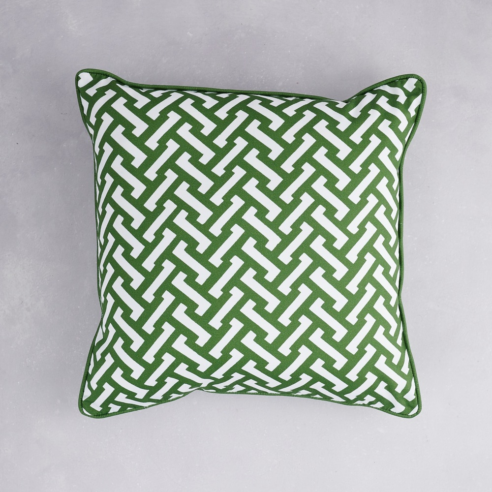 Florence Broadhurst Zig Zag Cotton Cushion (colour: Grass, size: 40x40 cm)