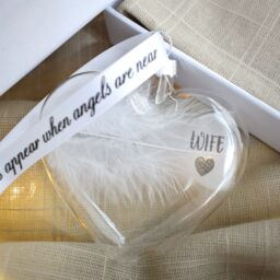 Amaya Rose Ltd In Memory of WIFE Feather Heart Bauble Gift Boxed in Clear - thumbnail 5