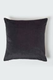 Homescapes Leopard Print Velvet Cushion 46 x 46 cm in Gold - thumbnail 2