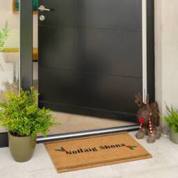 Kukoon Front Door Mat Christmas Décor Natural Coir Rug - Nollaig in Beige - Size: 45 cm x 70 cm - thumbnail 2