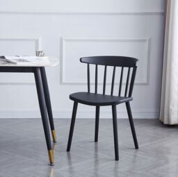 Nordlys Set of 4 Indoor Outdoor Chairs in Black - thumbnail 4