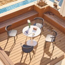 Nordlys Set of 4 Indoor Outdoor Chairs in Black - thumbnail 3