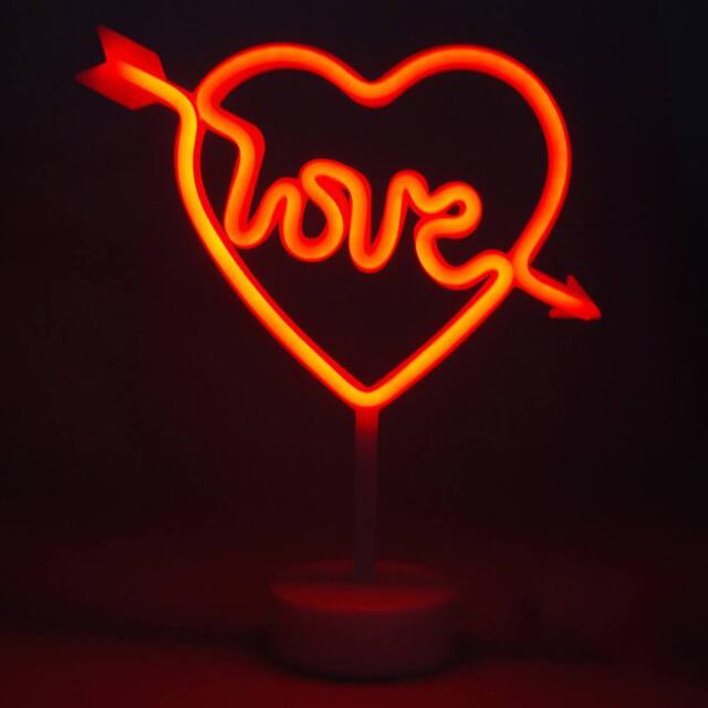 simpa LED Novelty Neon Love Heart Light in Red - image 1