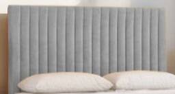 Knight Sleep Emily No Draw Divan Bed Base with Headboard Plush Velvet in Silver - Size: Small Double - thumbnail 2