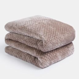 OHS Waffle Fleece Soft Warm Weighted Blanket - 8kg in Natural - Size: 150 cm x 200 cm - thumbnail 4