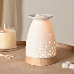 Hestia Ribbed Aroma Lamp in White - thumbnail 4