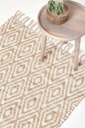 Homescapes Sierra Neutral Diamond Pattern Hemp Chindi Rug in Natural - Size: 120 cm x 170 cm - thumbnail 1