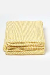 Homescapes 100% Cotton Throw Soft, Stylish & Machine Washable in Yellow - Size: 150 cm x 200 cm - thumbnail 2