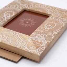 KDMD White Mango Wood Buddha Picture Frame for 10x15cm Photos, 26x20x2cm in Brown - Size: 26 x 20 x 2 cm - thumbnail 3