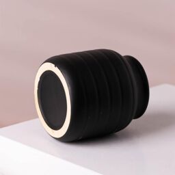 Leaf Black Vase Planter 13 x 13 x 14cm - Size: 13 x 13 x 14 cm - thumbnail 4