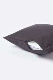 Homescapes Continental Egyptian Cotton Pillowcase 1000 TC, 40 x 40 cm in Dark Grey - thumbnail 3