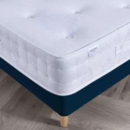 Rest Relax Sicily 1000 Pocket Sprung Tufted Mattress in White - Size: Small Double - thumbnail 5
