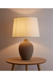 K LIVING Ceramic Table Lamp with a Brown Textured Base & a Cream Tapered Lamp Shade to Match