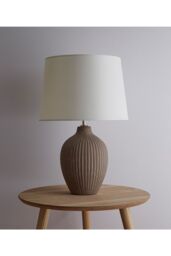 K LIVING Ceramic Table Lamp with a Brown Textured Base & a Cream Tapered Lamp Shade to Match - thumbnail 2