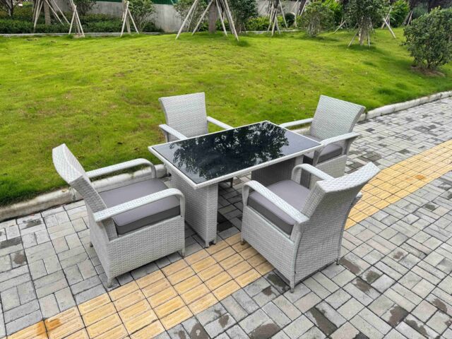 Fimous Rattan Outdoor furniture Set Black Tempered Glass Table & 4 Chairs Set in Light Grey