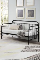 SlumberWorx Ickleford Industrial Living Room Bedroom Metal Day Bed Frame in Black - Size: Single