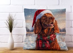Warren Reed - Designer Snowy Christmas Irish Setter Cushion in Brown - Size: 60 cm x 60 cm - thumbnail 2
