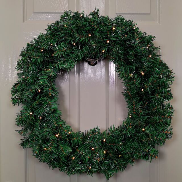 Samuel Alexander 60cm Pre Lit Plain Green Christmas Wreath with Warm White LEDs & 160 Tips - image 1
