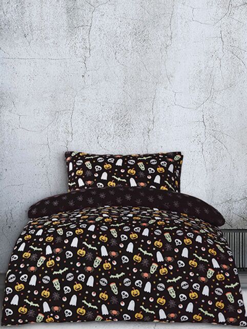 Smart Living Spooky & Magical Halloween Reversible Duvet Cover with Pillowcase in Black - Size: Single - image 1