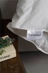 EarthKind Feather & Down 4.5 Tog Summer Duvet in White - Size: Double - thumbnail 4