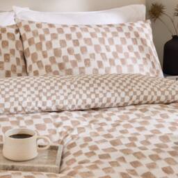 HOEM Nyhavn Checkerboard Reversible Duvet Cover Set in Tan - Size: Double - thumbnail 3